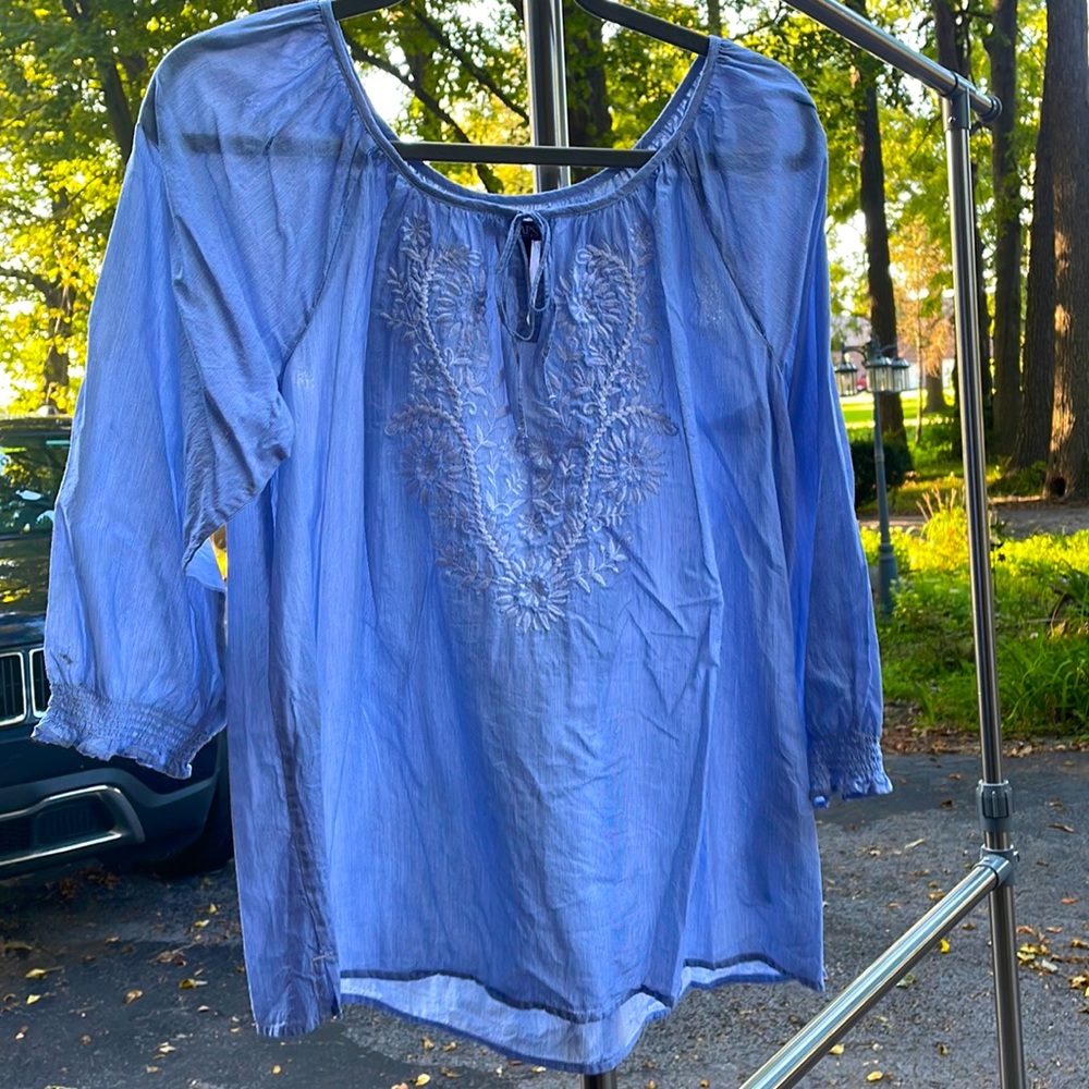 NWOT Chaps 3/4” Shirt